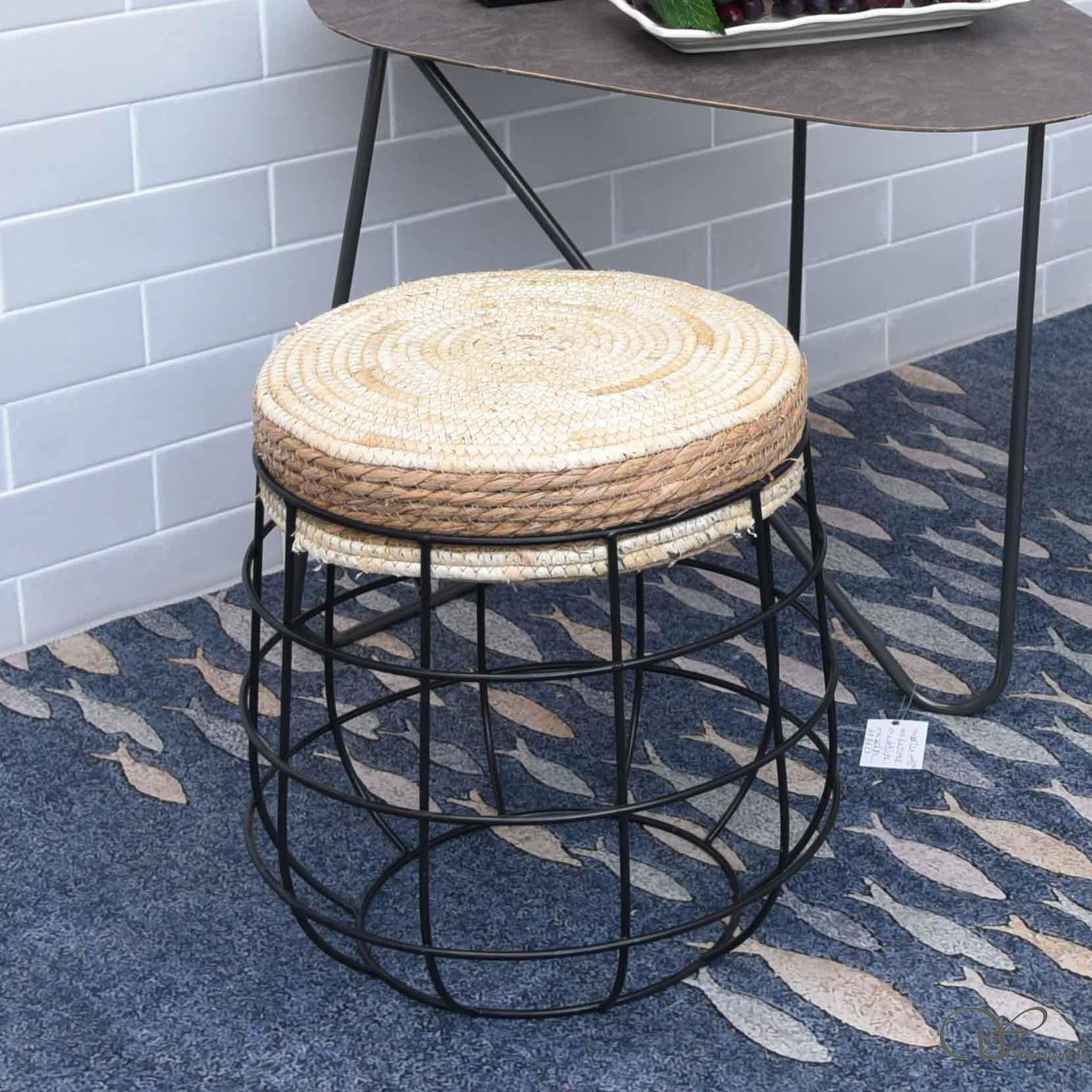 Round Cushioned Furniture Water Hyacinth Footstool Ottoman with with wire storage legs